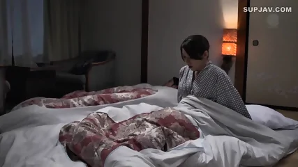 Compliant Exposure Trip Yuko Shiraki - [Decensored] - Video Porno Gratuite HD | Jeux de Rue