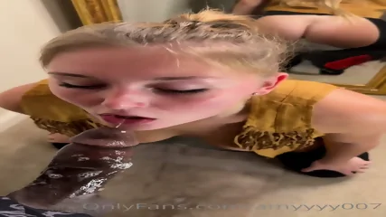 Gorgeous Blonde Teen Cowgirl Showing Off Her BBC Riding Skills - Nouvelle Video HD | Jeux de Rue