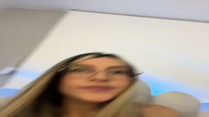 Issabela G1 Issabela G1 - Video Porno Gratuite HD | Jeux de Rue