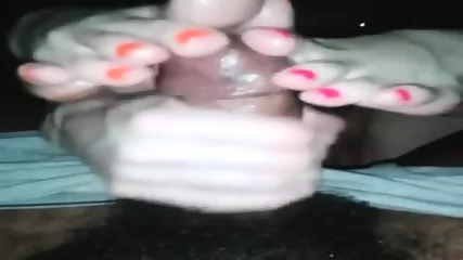 Pink And Orange Footjob - Video Tendance HD | Jeux de Rue