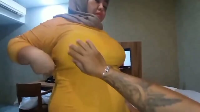 Ngewe BBW Binor Sange - Video Porno HD Gratuite en Streaming | Jeux de Rue