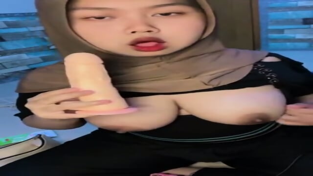 Lyora 1 Hijab Tobrut Colmek - Vidéo premium HD - Amateur | Jeux de Rue