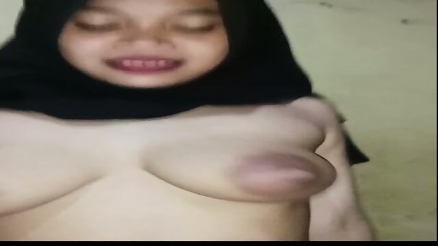 Bokep indo hijab ngewe - Video Porno Gratuite HD | Jeux de Rue
