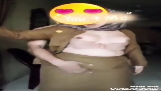 Viral ustad bersenggama dengan guru - Video HD Gratuite | Jeux de Rue