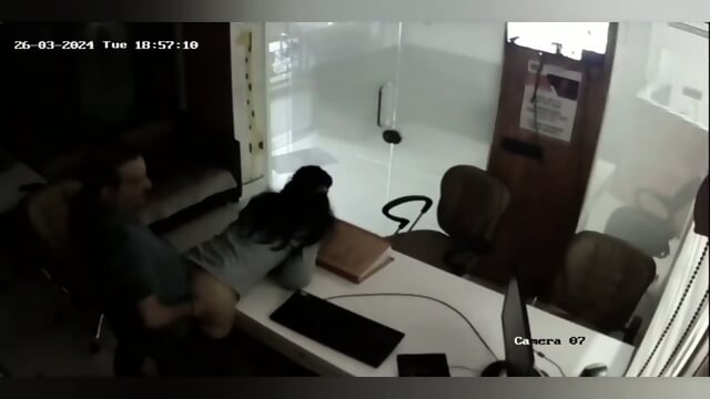 Office Sex With Boss. - Video Porno Gratuite HD | Jeux de Rue