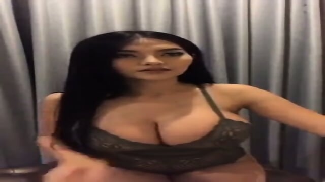 Orapun Faii Toket brutal Mangkok Super Live FB - Video Porno Gratuite HD | Jeux de Rue