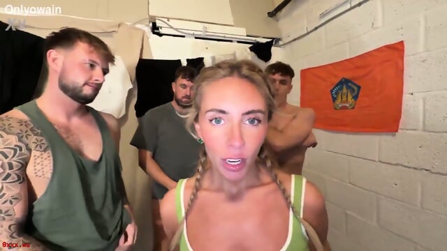 She Looks Like A Terminator, But Everybody Love Her - Video Porno Gratuite HD | Jeux de Rue